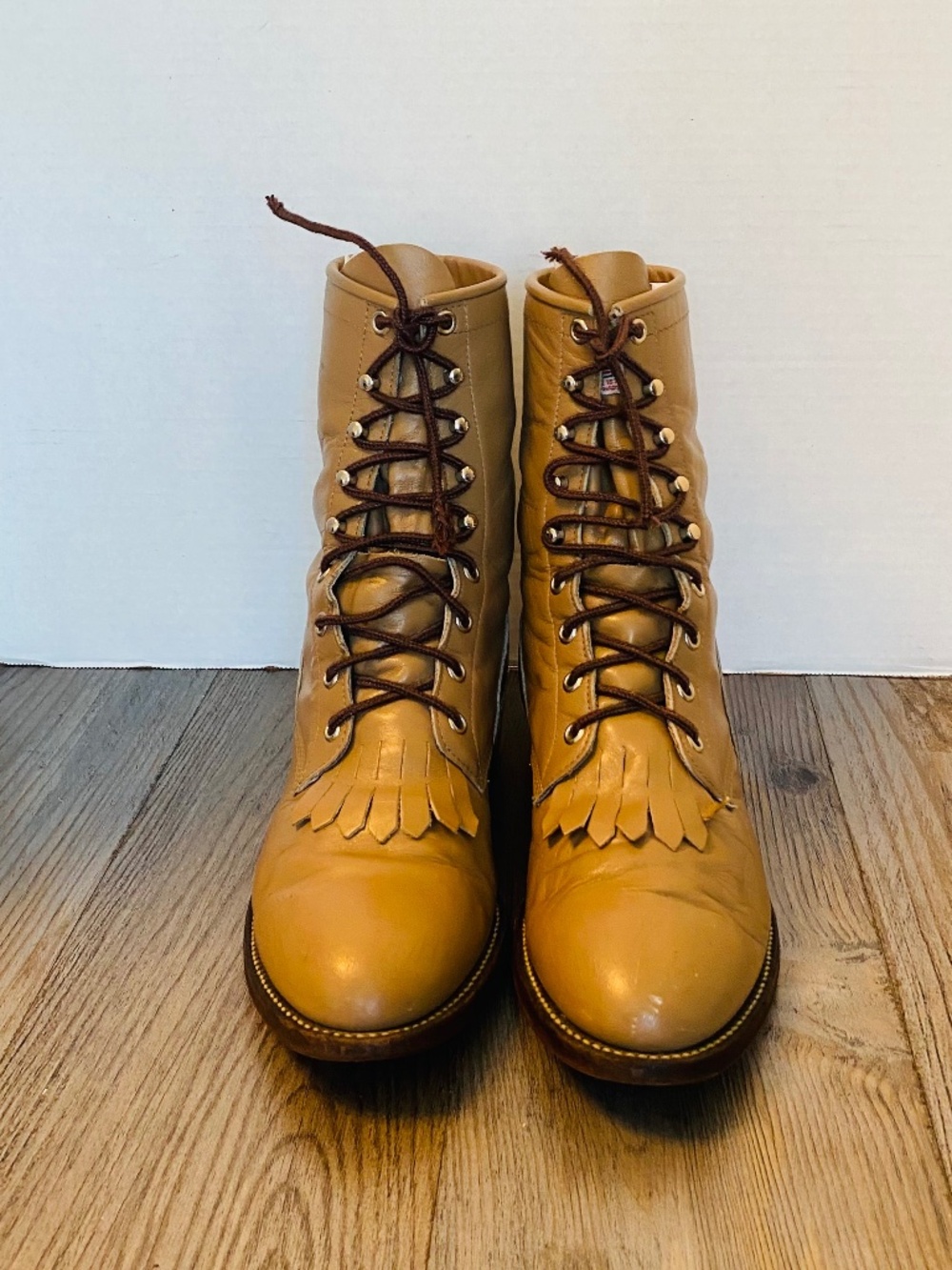 Vintage Justin Lace Up Roper Men Beige Leather Kiltie Boots, 8 D.